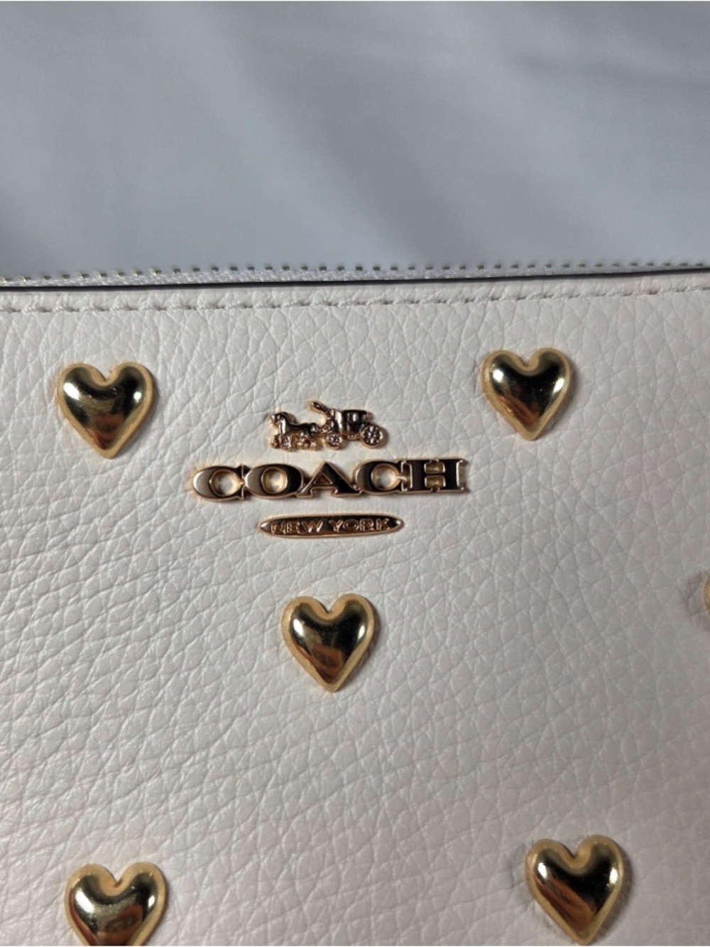 Coach Ivory Wristlet with Gold Heart Studs - Picture 3 of 6